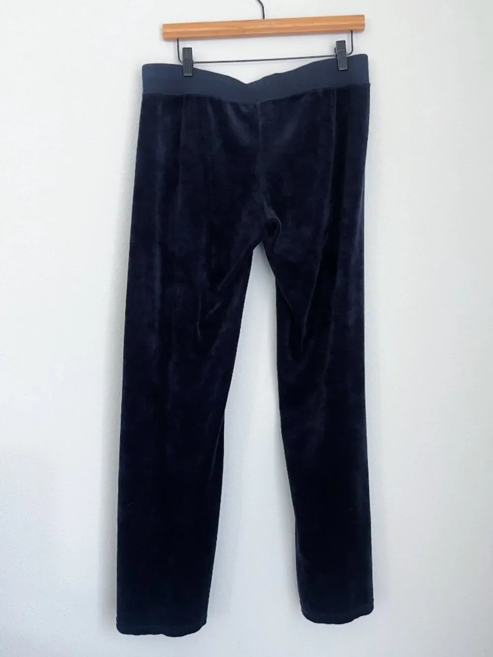 Juicy Couture Vintage “Kiss Moi” Velour Tracksuit — Size L